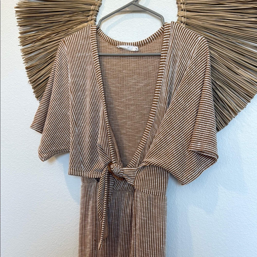 All in Favor Tan and White Jumpsuit with Elegant Stripes - Picture 4 of 10